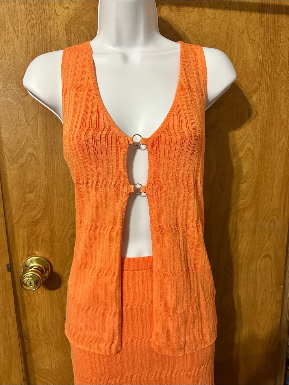 Fashion Nova Orange Knit Maxi Set with Dual Ring Front - Picture 4 of 4